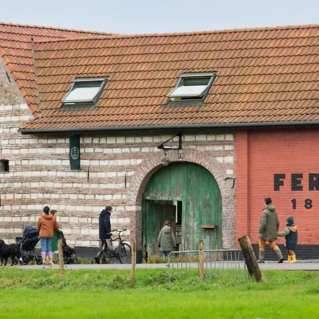 Cabanon A La Ferme1802 아파트호텔 Sainghin-en-Mélantois